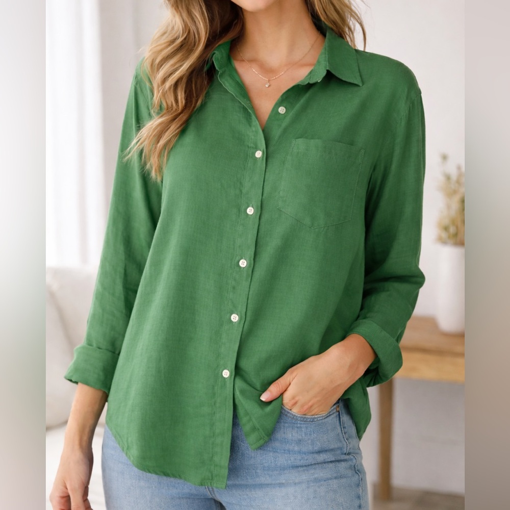 Elegant Green Women's Button-Down Shirt